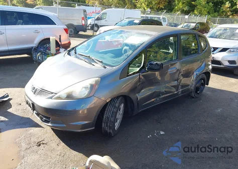 2013 Honda Fit из США, поврежденный, VIN JHMGE8G33DC013777